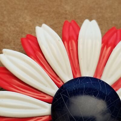 Vintage Metal Flower Brooch