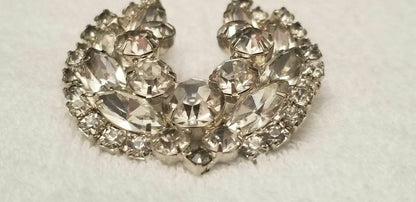 Vintage Silver Tone Rhinestone Wreath Brooch