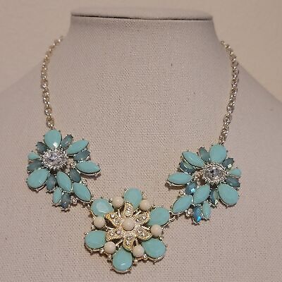 Avon - Steel Magnolias Necklace and Earring Set