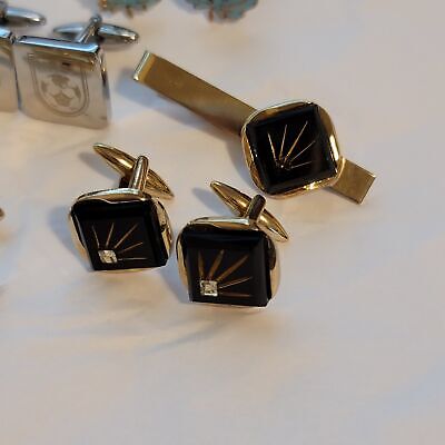5 Lot of Cufflinks Hickok, Stratton, Cuffwear and Swank