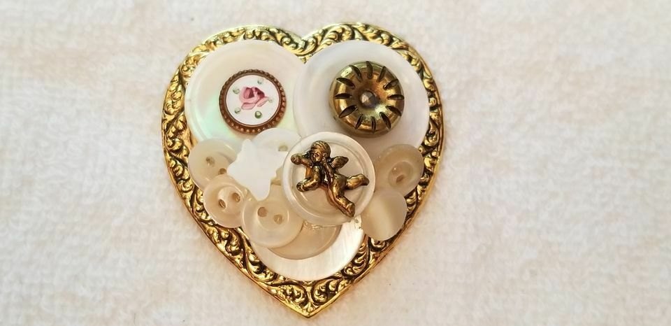 Gold Tone Heart Button Brooch