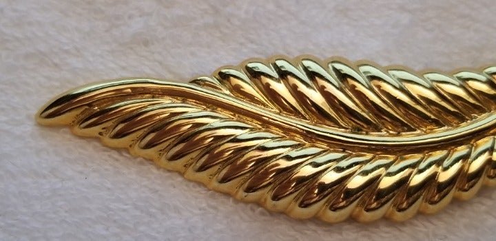 Gold Tone Feather Brooch
