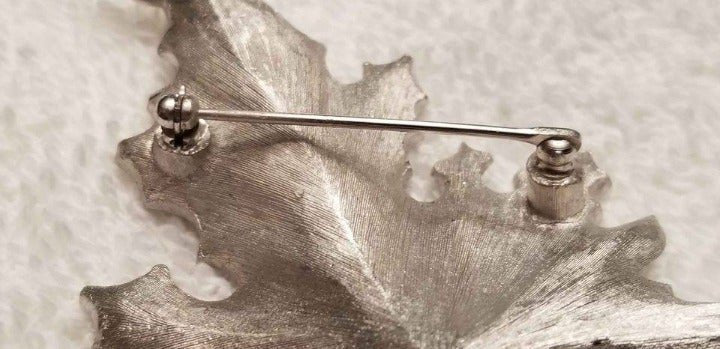 Vintage Trifari Silver Tone Brooch