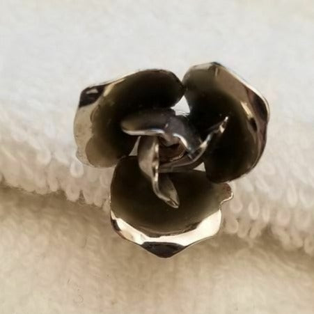 Vintage Silver Tone Screw Back Earrings