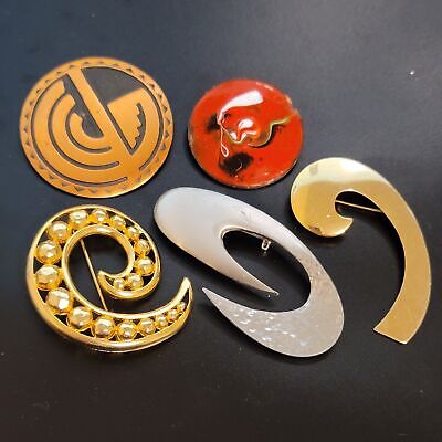 Lot of 5 Brooches