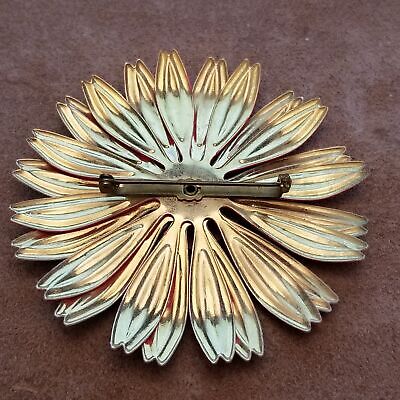 Vintage Metal Flower Brooch