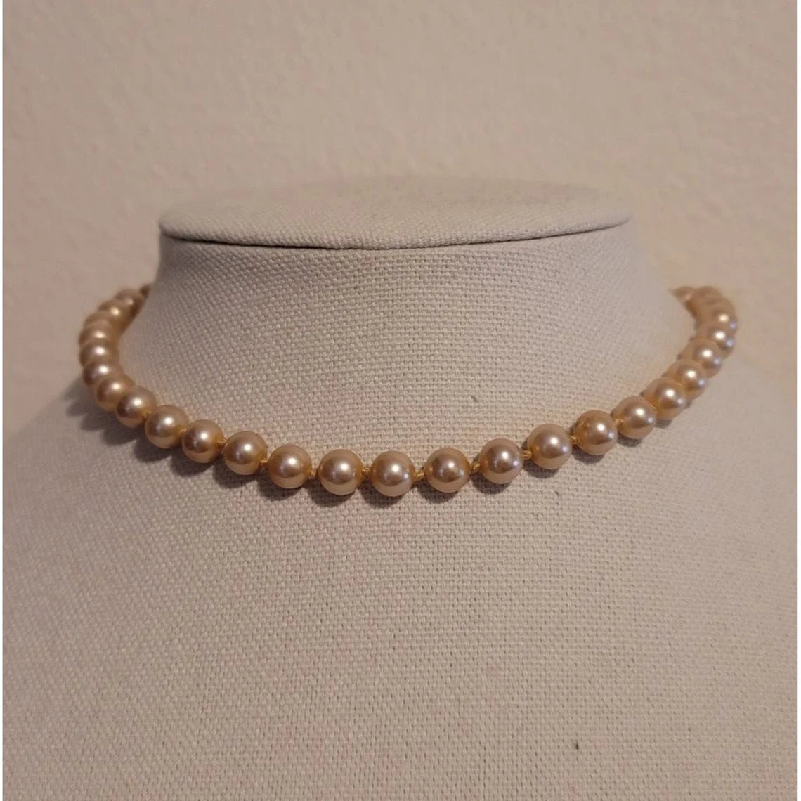Vintage Simulated Pearl Necklace