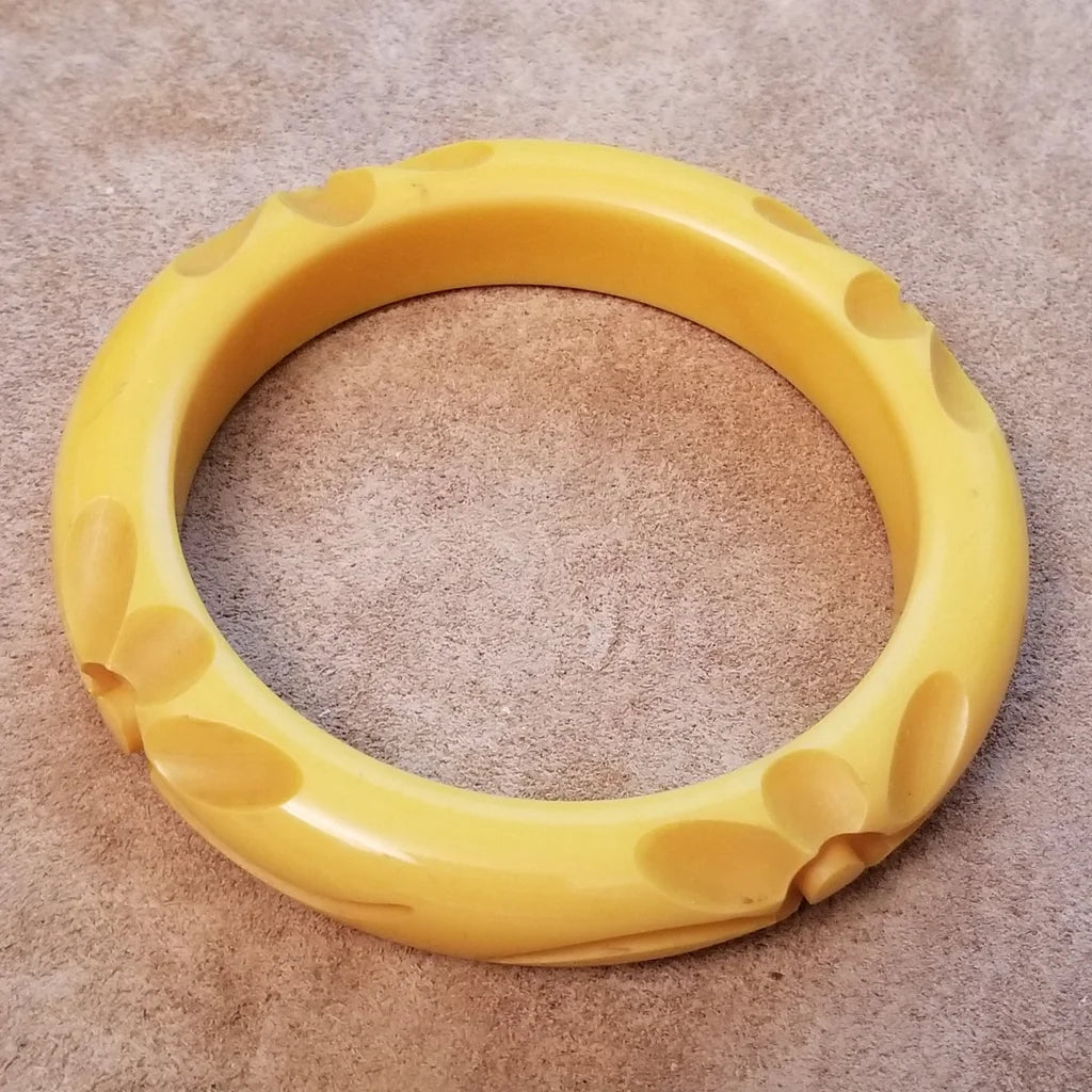 Vintage Butterscotch Bakelite Bangle Bracelet