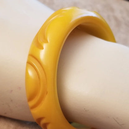 Vintage Butterscotch Bakelite Bangle Bracelet