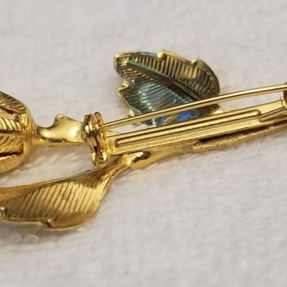 Gold Color Rose Brooch