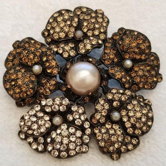 Rustic Rhinestone Faux Pearl Flower Brooch