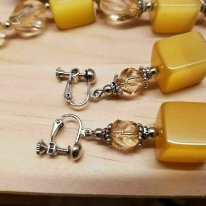 Vintage Yellow Moonglow Cube Necklace Set
