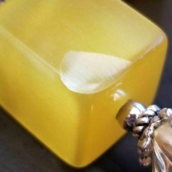 Vintage Yellow Moonglow Cube Necklace Set