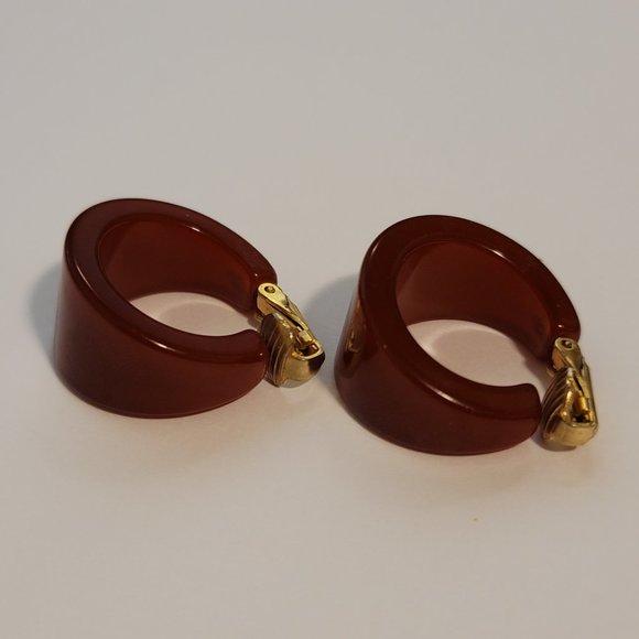 Vintage Bakelite Clip On Earrings