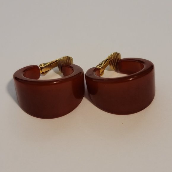 Vintage Bakelite Clip On Earrings