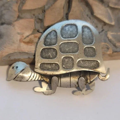 Vintage Sterling Turtle Brooch