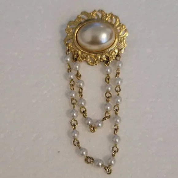 Vintage Gold Tone Simulated Pearl Brooch