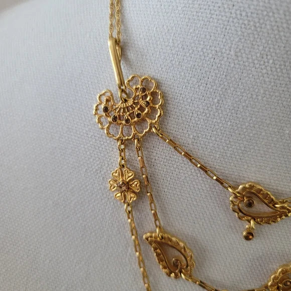 Liz Claiborne Gold Tone Necklace