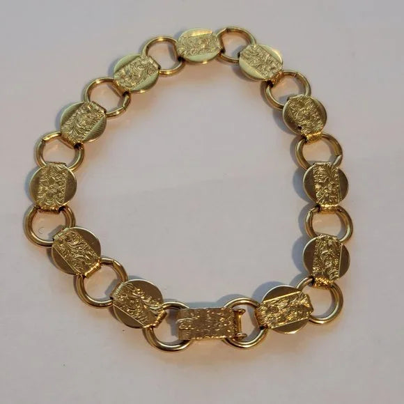 Vintage Sarah Coventry Gold Tone Bracelet