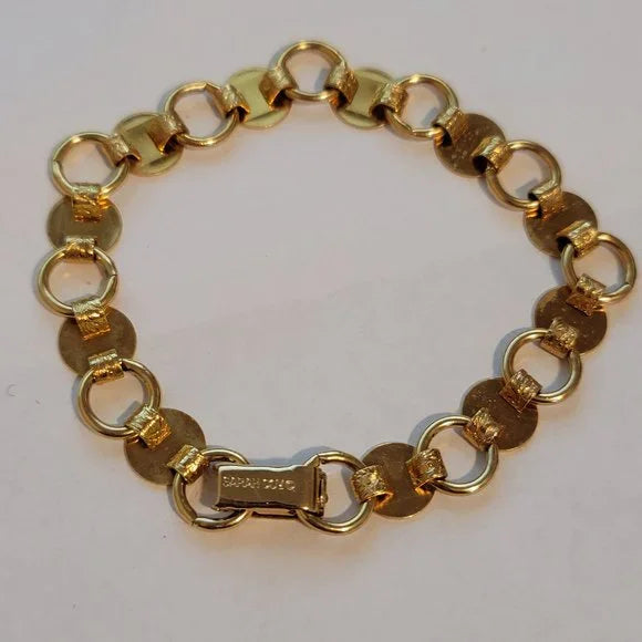 Vintage Sarah Coventry Gold Tone Bracelet