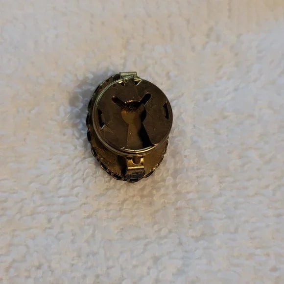 Black & White Cameo Button Cover