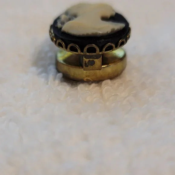 Black & White Cameo Button Cover