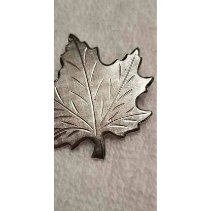 Vintage Silver Tone Maple Leaf Brooch