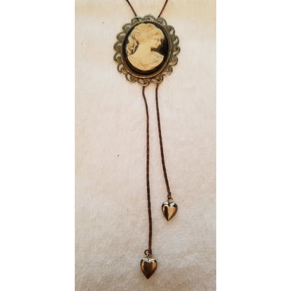 Vintage Cameo Ladies Profile Black Background Gold Tone Chain Heart Bolo TIE