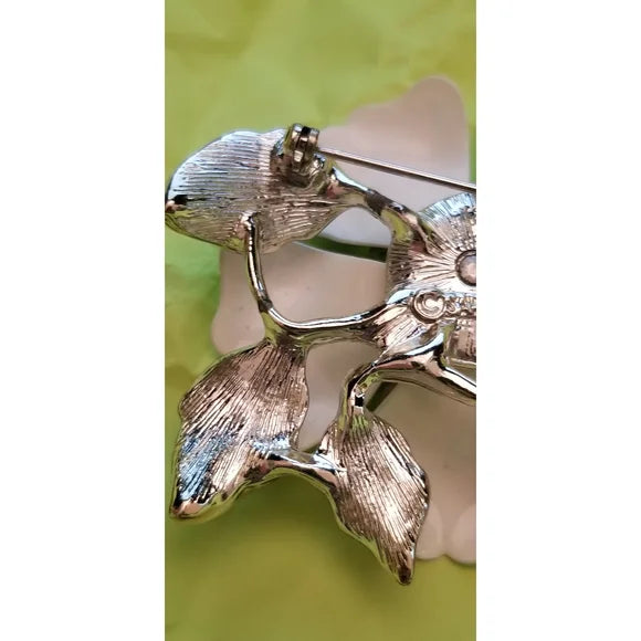 Vintage Sarah Coventry Summer Magic Brooch