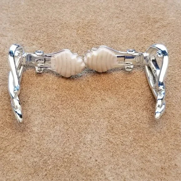 Vintage Sarah Coventry "Stunning" Clip On Earrings