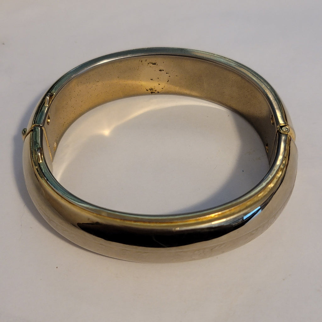 Vintage Gold Tone Bangle Bracelet