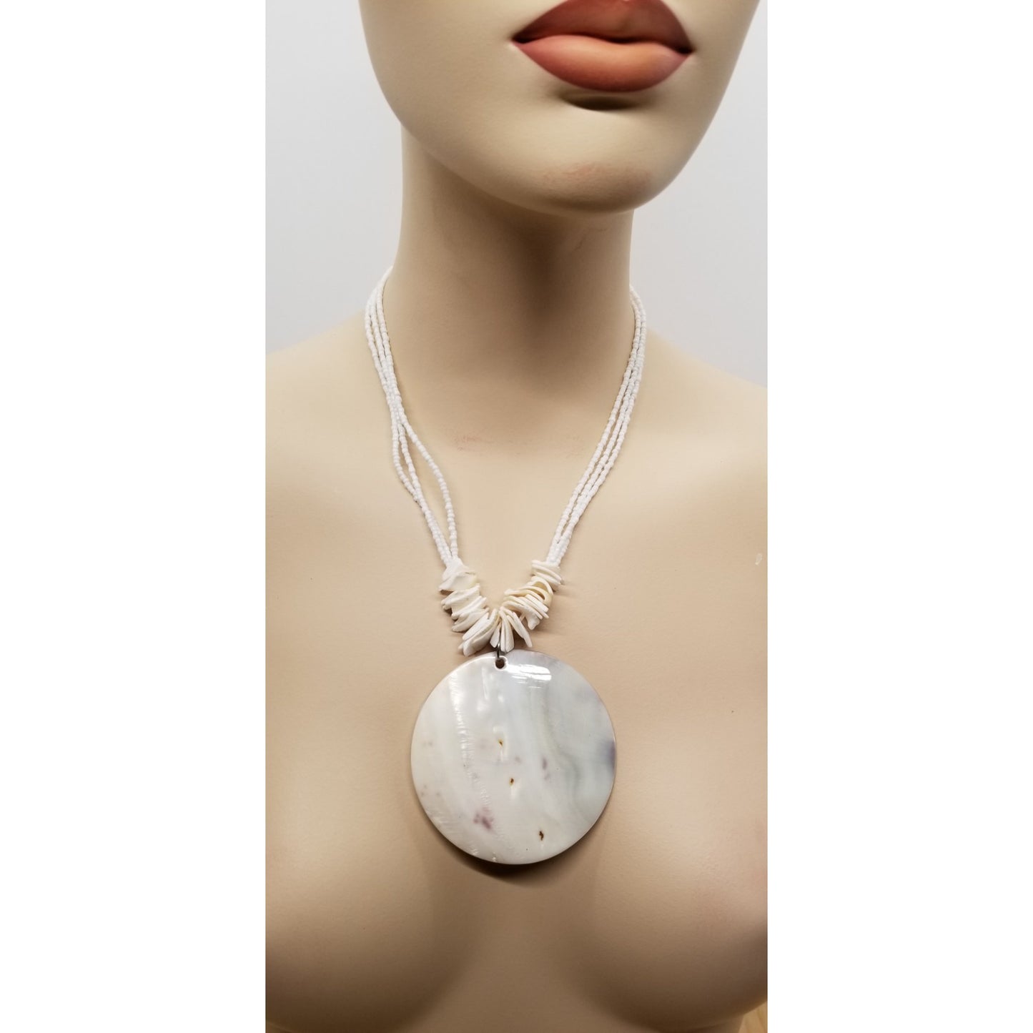 White Mother Of Pearl Shell Beaded Necklace