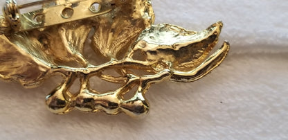Vintage Gold Tone Pearl Leaves Brooch