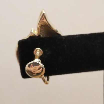 Vintage Star Gold Tone Screw Back Earrings