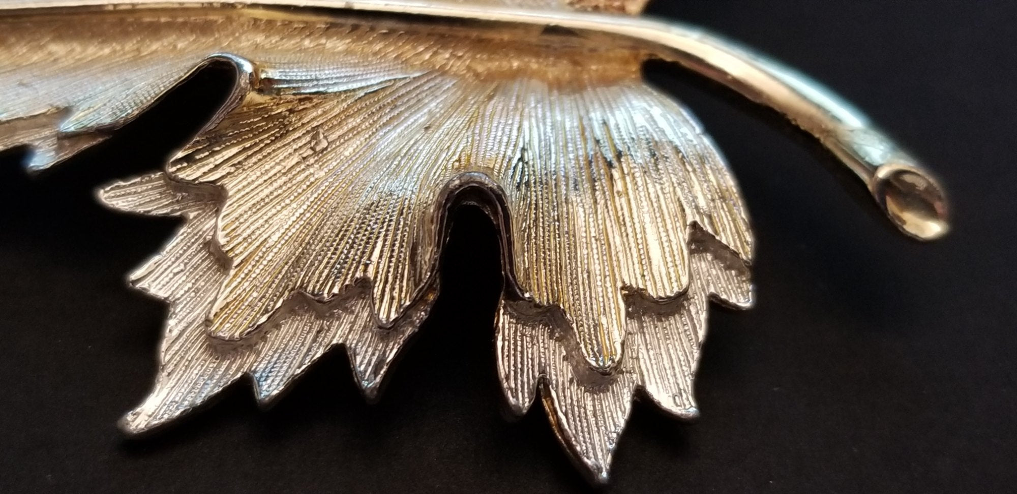 Vintage Sarah Coventry Nature's Choice Brooch