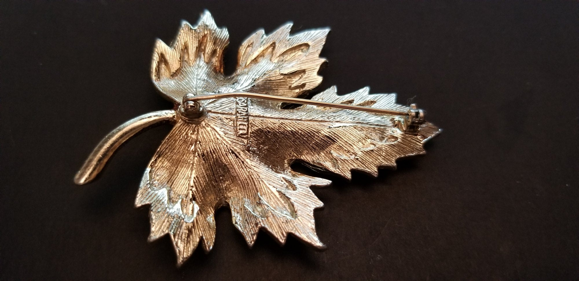 Vintage Sarah Coventry Nature's Choice Brooch