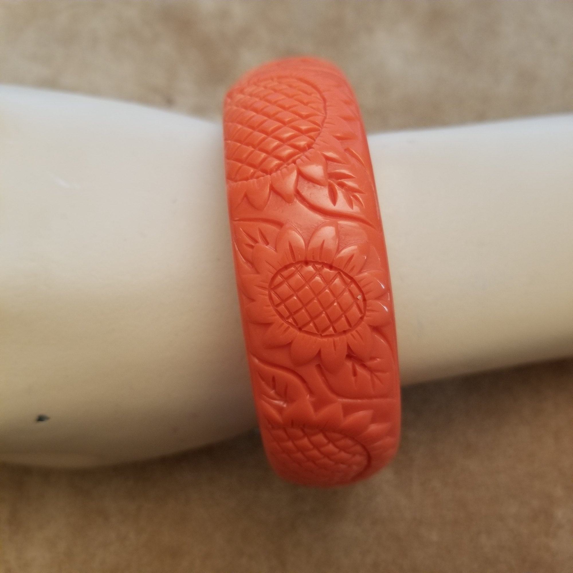 Cute Vintage Orange Lucite Sunflower Bangle Bracelet
