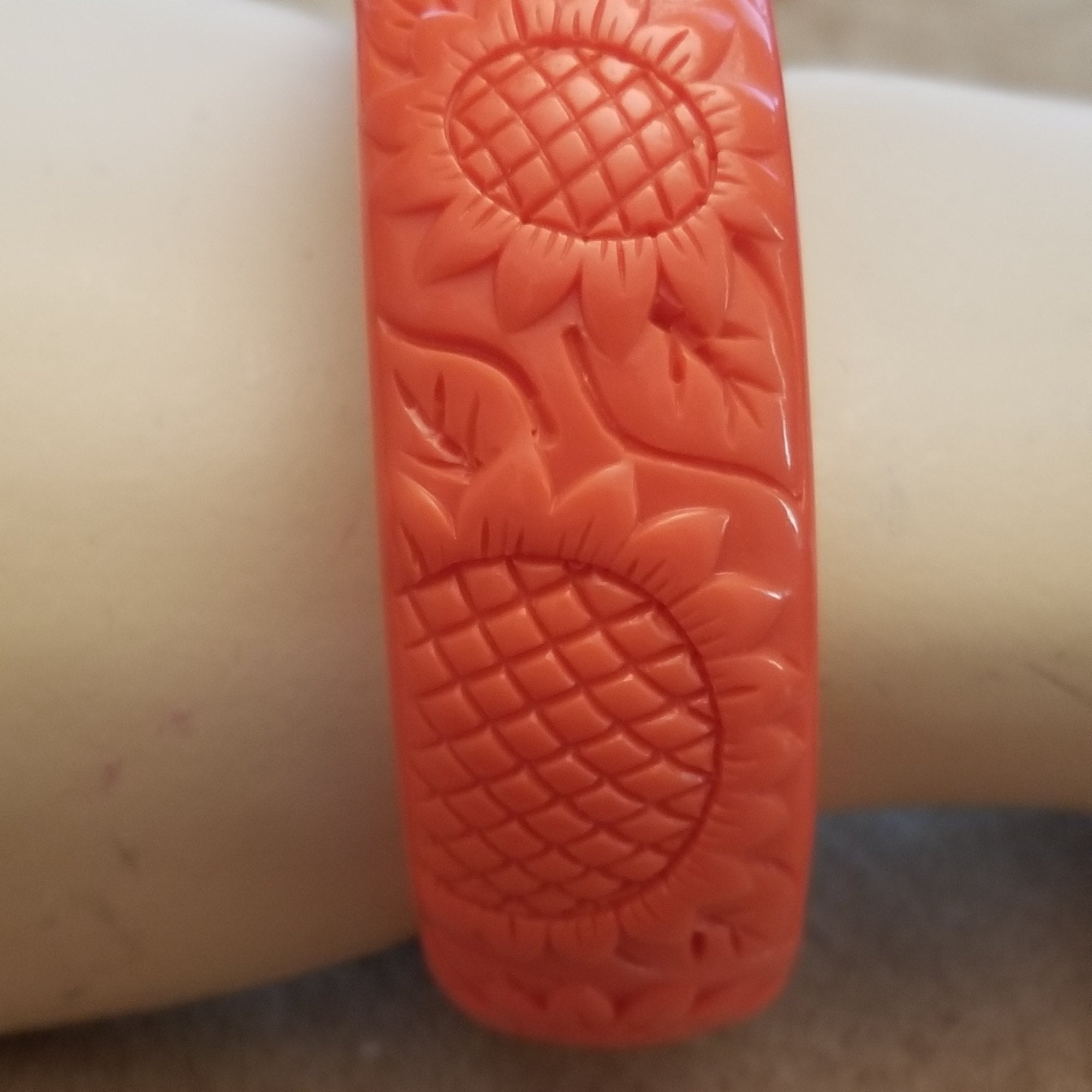 Cute Vintage Orange Lucite Sunflower Bangle Bracelet