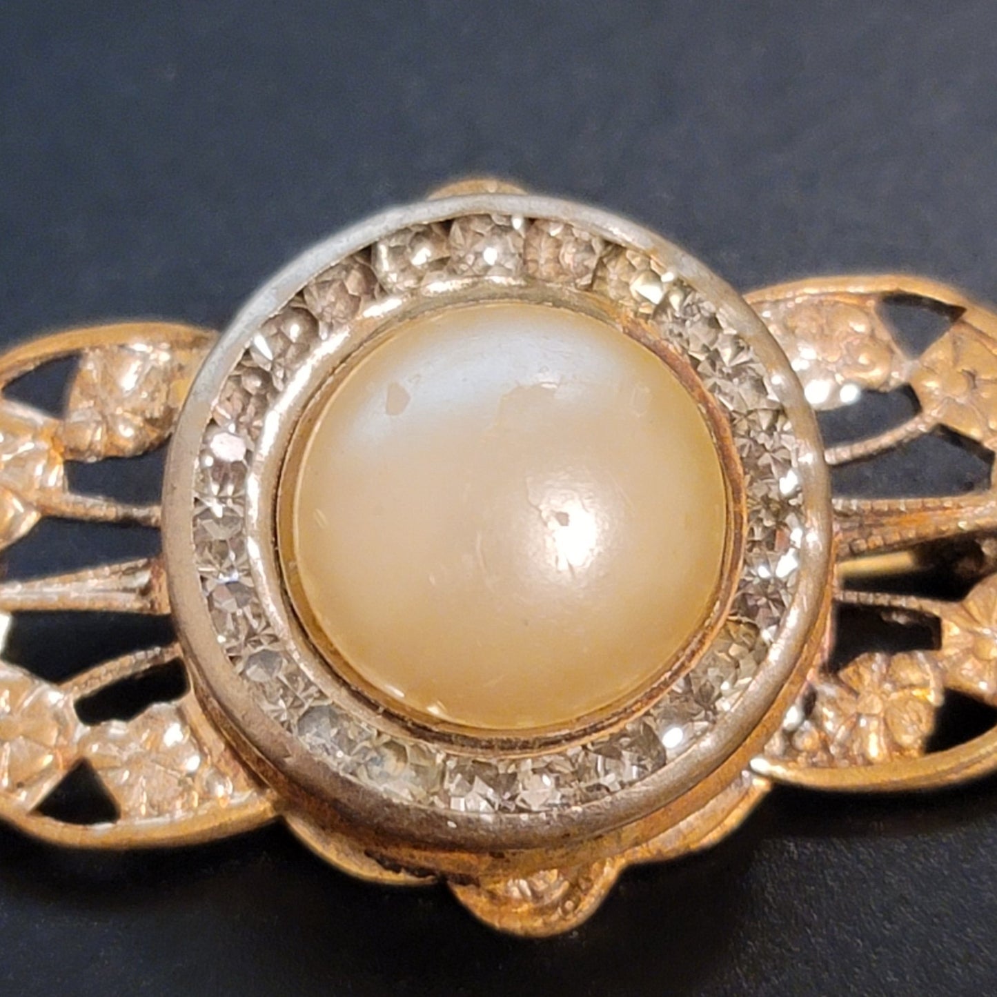 Vintage Rhinestone Brooch