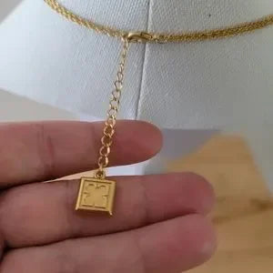 Liz Claiborne Gold Tone Necklace